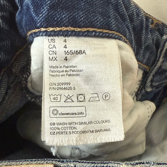 H&M X LEE Collab Vintage Style Medium Wash Balloon Jeans - Picture 9 of 9